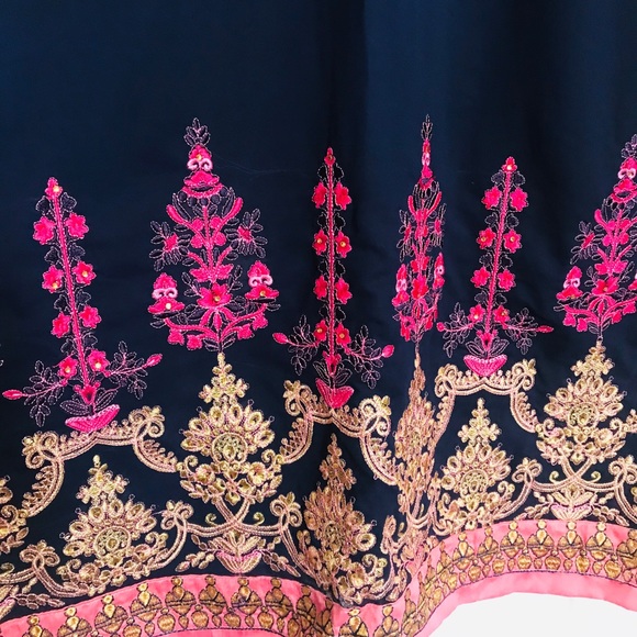 #18 ✅✅✅Indian/Pakistani Embroidery Salwar Kameez - Picture 6 of 6